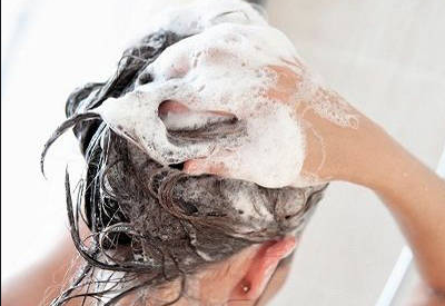 女性在月经期间洗头的注意事项